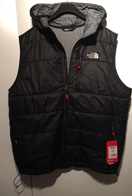 black north face gilet